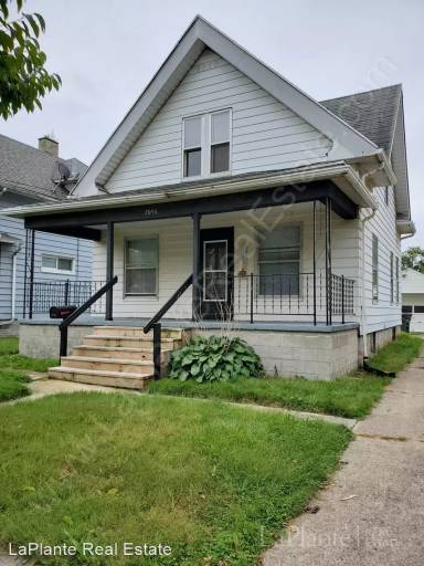 Main picture of 2046 Greenwood Ave