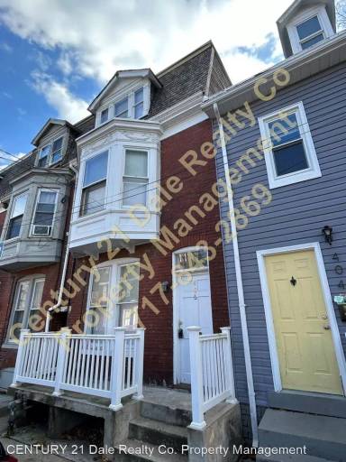 Main picture of 406 E King St