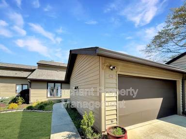 Main picture of 319 Skylark Cir