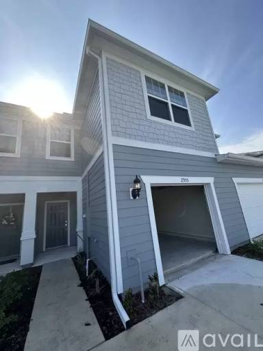 Main picture of 2905 Clever Ln