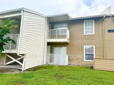 Main picture of 220 Lake Parsons Grn
