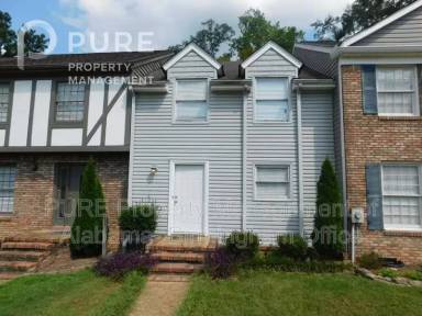 Main picture of 755 Cahaba Manor Trl