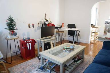 Main picture of 45 Chestnut Hill Ave