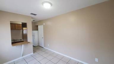 Main picture of 8923 N 40th St