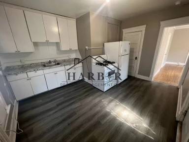 Main picture of 801 4th St NW