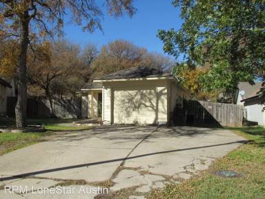 Main picture of 108 N Mockingbird Cir