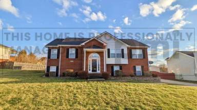 Main picture of 2786 Cascade Dr