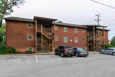 Main picture of 529 E Smith Ave