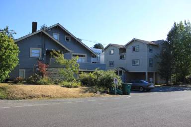 Main picture of 1475 NW 92nd St