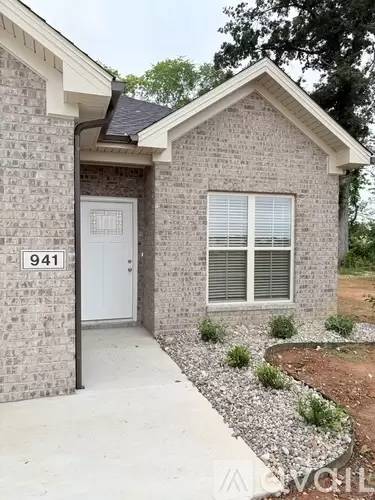 Main picture of 941 Rodeo Ct