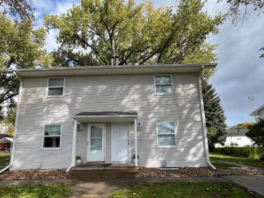 Main picture of 1033 27th St N