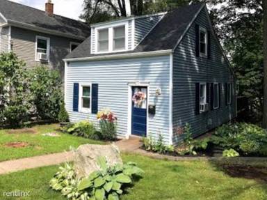 Main picture of 160 Highland Ave