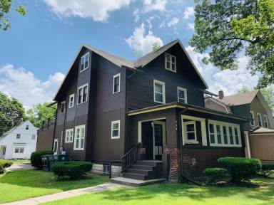 Main picture of 446 Grove St