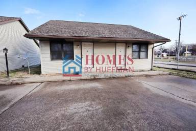 Main picture of 304 N Church St