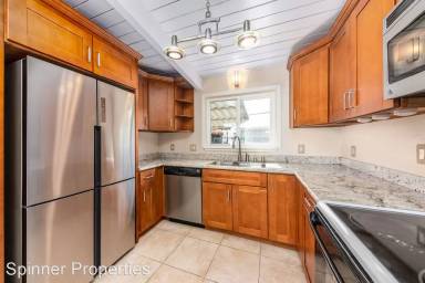 Main picture of 2058 Polk Ave