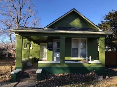 Main picture of 4321 Ames St