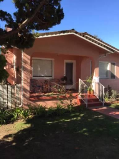 Main picture of 1401 San Andres St
