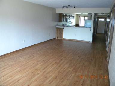 Main picture of 511 E 3rd St
