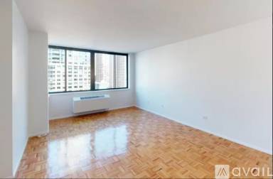 Main picture of West End Towers