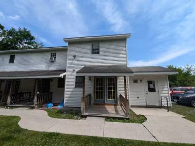 Main picture of 1008 8th Ave