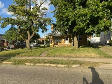 Main picture of 2248 N Water St