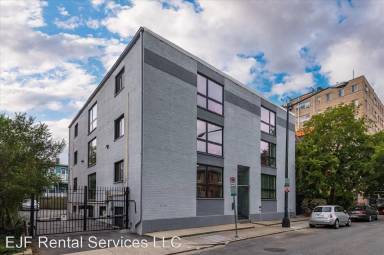 Main picture of 1514 Newton St NW