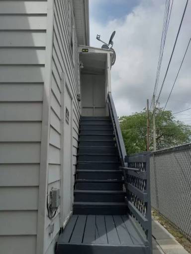 Main picture of 28 E Pine St