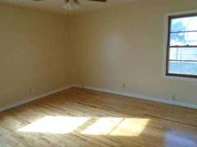 Main picture of 1542 Sewell St