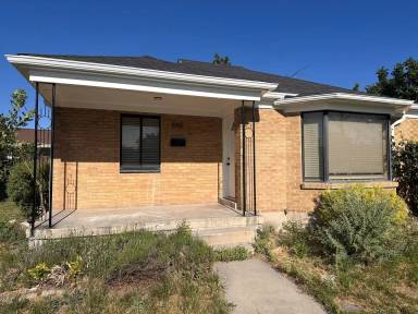 Main picture of 840 N Sonata St