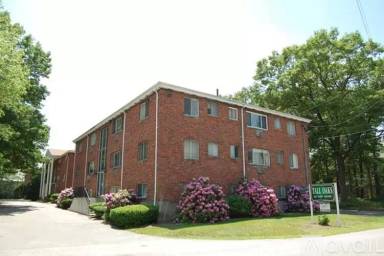 Main picture of 65 New Rd