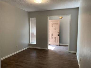 Main picture of 9338 Evening Star Ln