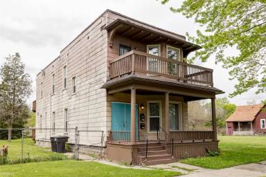 Main picture of 2653 Wabash St