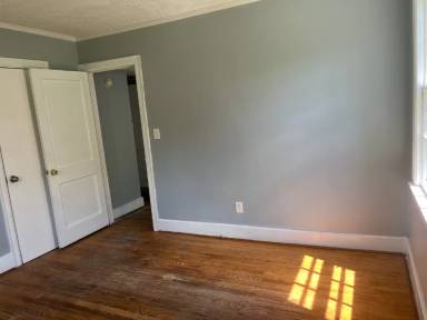 Main picture of 2527 Poplar St