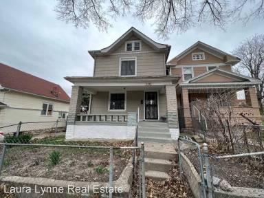 Main picture of 3217 Thompson Ave