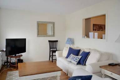 Main picture of 133 Heath St