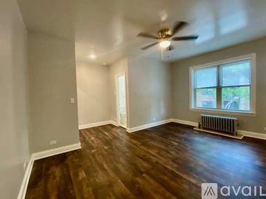Main picture of 4756 N Maplewood Ave