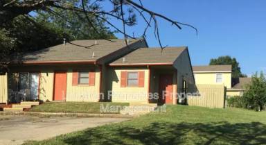 Main picture of 2807 Ridge Court - B