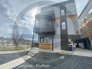 Main picture of 1227 Tennyson St