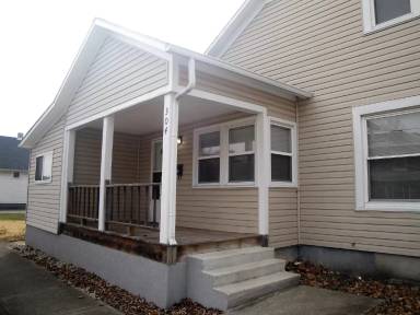 Main picture of 304 Riffle Ave