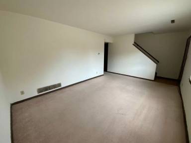 Main picture of 4405 Ludwick Blvd