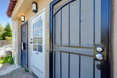Main picture of 1629 Foothill Blvd