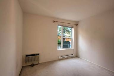 Main picture of 4343 Roosevelt Way NE Apartments