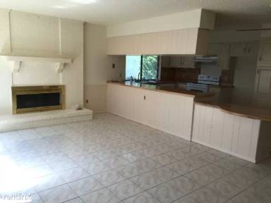 Main picture of 2904 Woodbridge Dr