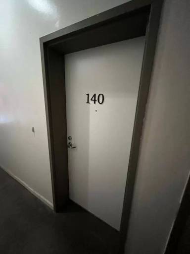 Main picture of 1734 N Main St