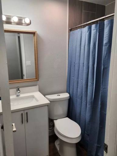 Main picture of 7218 Mandarin Dr