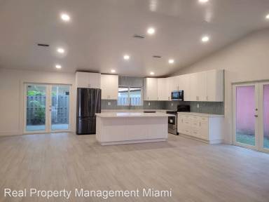Main picture of 9973 SW 27th Ter