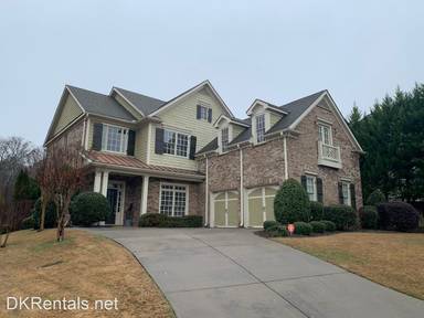 Main picture of 5020 Moss Creek Dr