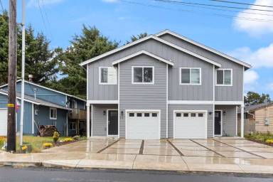 Main picture of 427 SE Inlet Ave