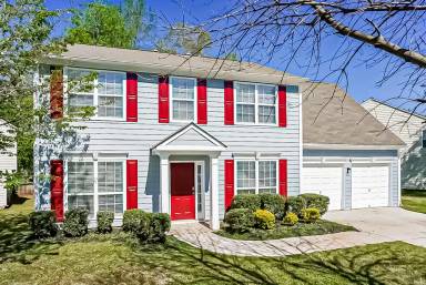 Main picture of 7144 Springchase Way