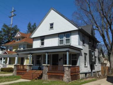 Main picture of 1159 Lake Dr SE